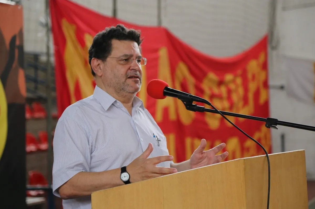 eleicoes-2026:-pco-registra-rui-costa-pimenta-ao-planalto-com-plano-de-cancelar-privatizacoes