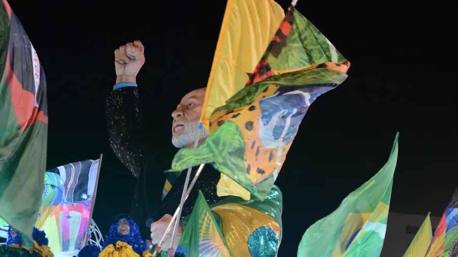 tse-aceita-acao-sobre-financiamento-publico-de-desfile-no-carnaval-que-homenageou-lula