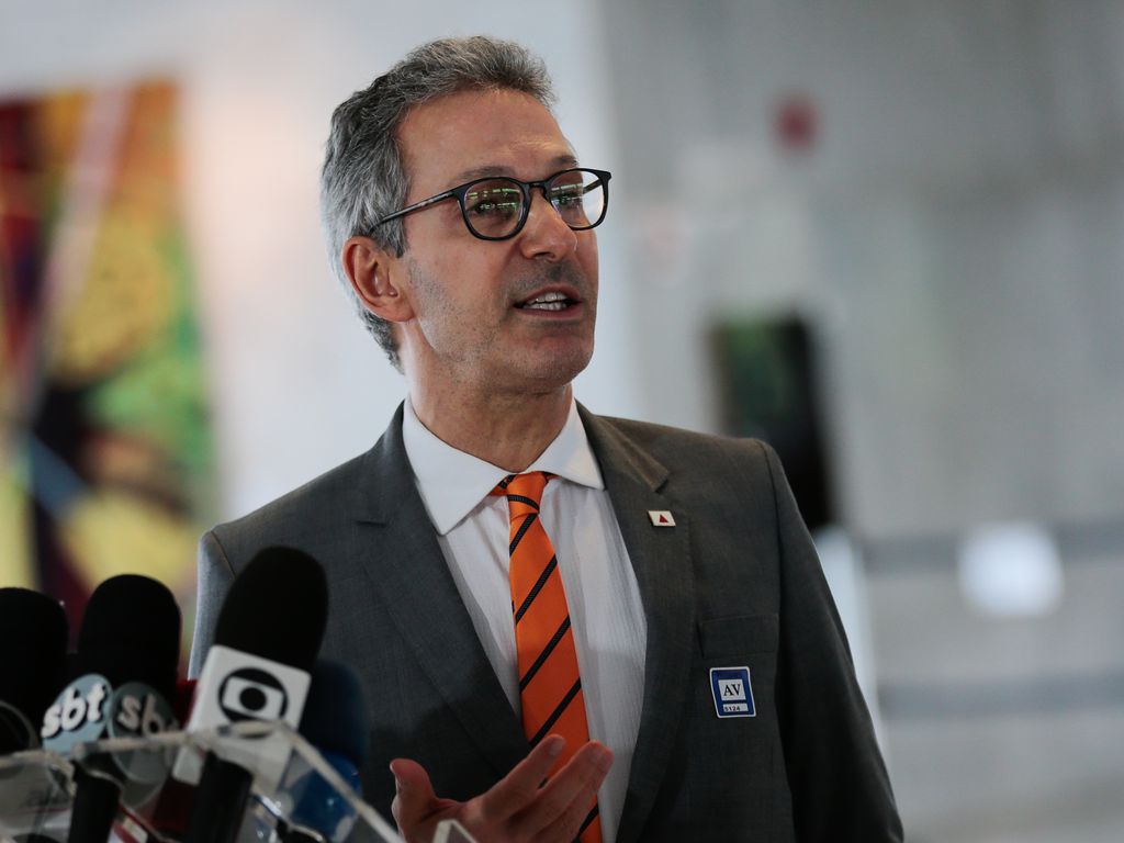 zema:-se-depender-de-mim,-vamos-ter-prisao-de-ministros-do-stf
