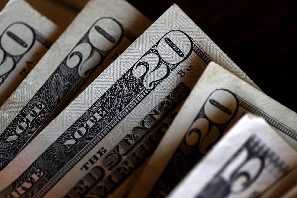 bolsa-tenta-engatar-retomada,-mas-cenario-externo-limita-ganho