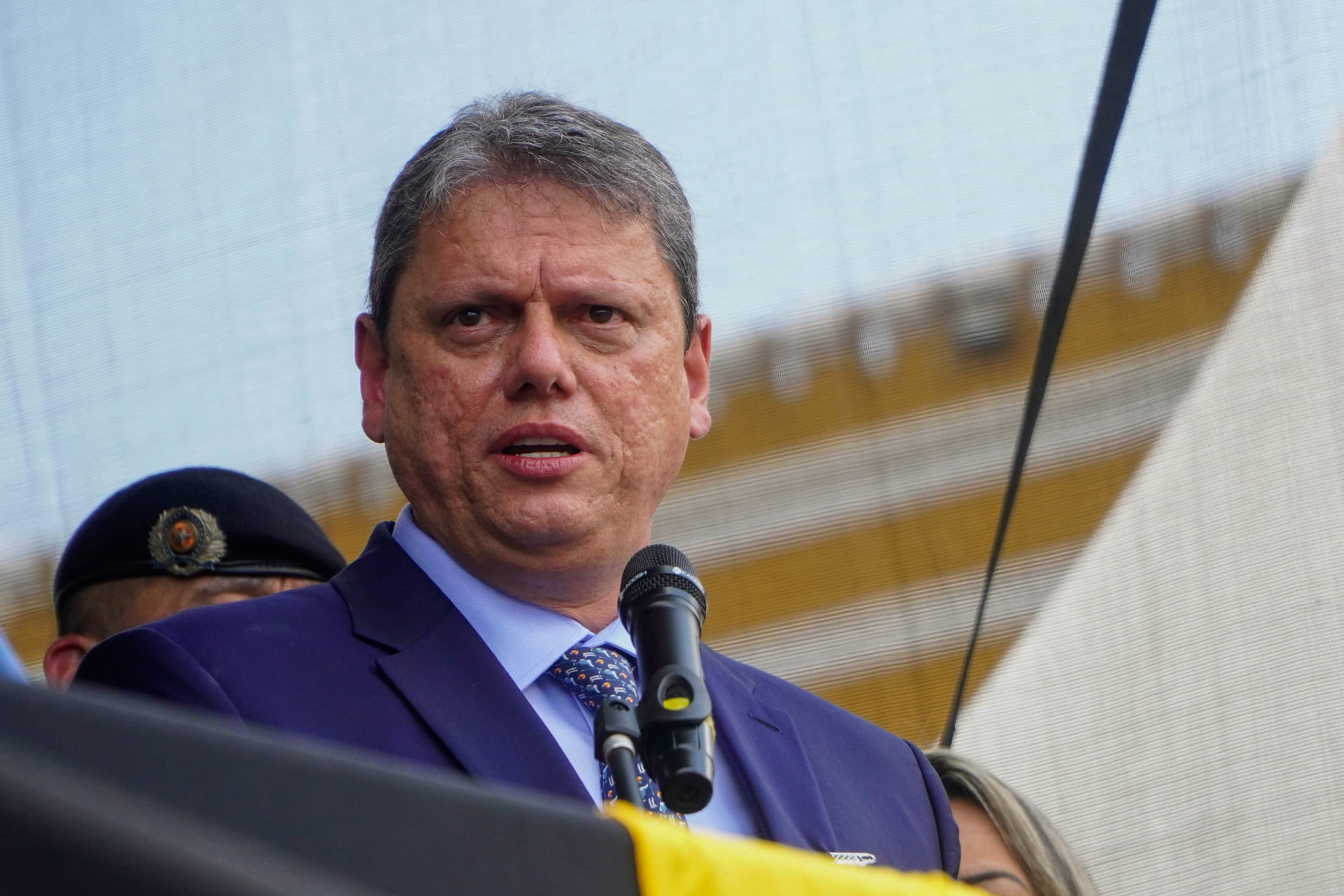 tarcisio-sobre-ausencia-de-flavio-e-lula-em-debate:-‘questao-de-estrategia’