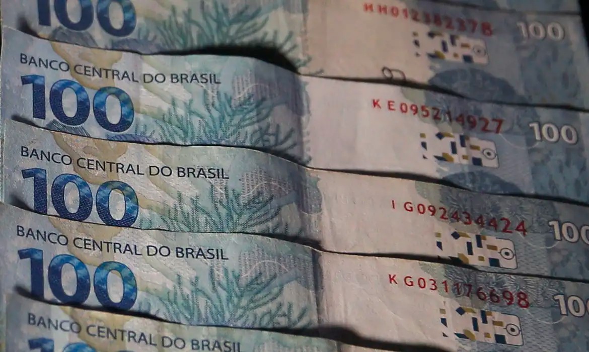 investimento-automatico-cria-disciplina-e-reduz-impulso-de-gasto;-veja-como-fazer