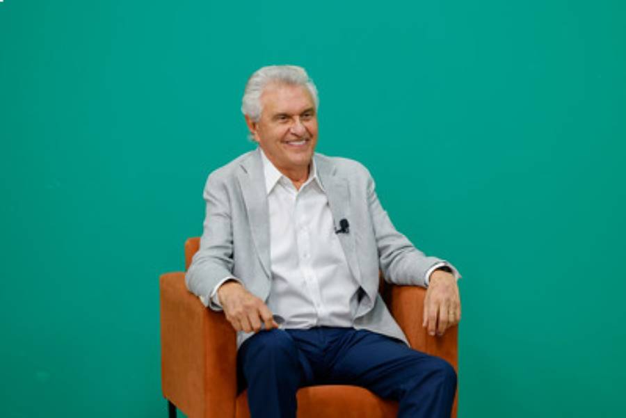 falta-de-responsabilidade-fiscal-esta-levando-a-uma-desestruturacao-empresarial,-diz-caiado