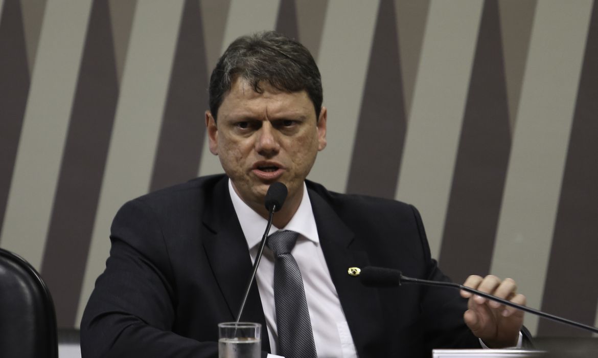tarcisio-diz-que-disputa-ao-planalto-e-‘projeto-de-deus’-apos-pastor-cita-lo-como-presidente