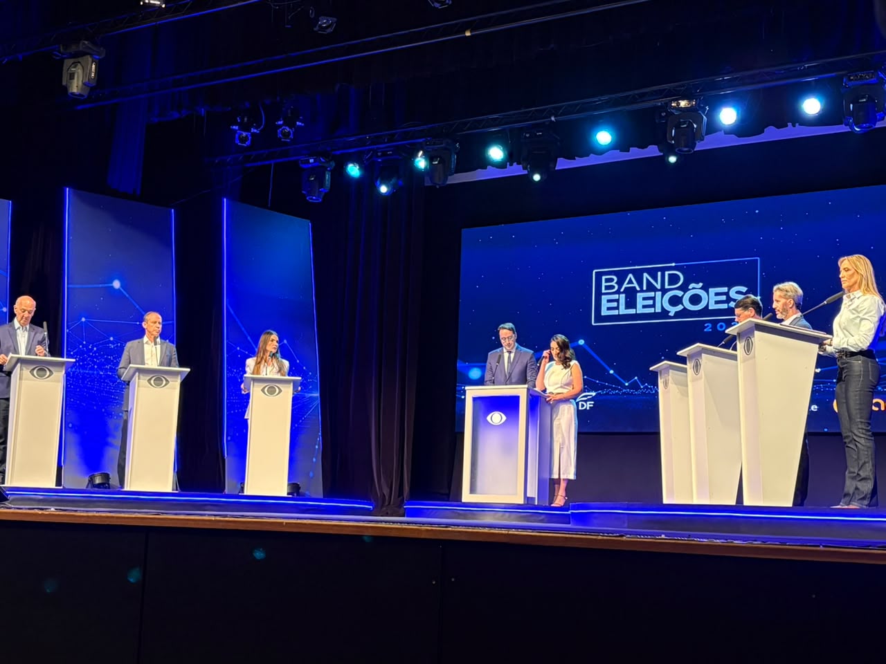 apos-primeiro-debate,-caiado-e-renan-despontam,-flavio-perde-forca-e-lula-resiste