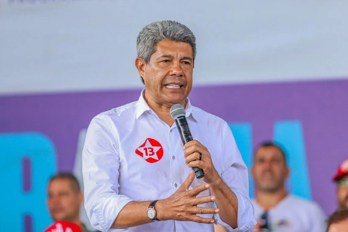 na-ba,-candidato-do-pt-diz-que-policia-precisa-ter-arma-‘igual-ou-melhor’-a-do-crime-organizado