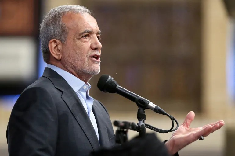 eua-nao-conseguira-‘nada’-com-pressao-economica,-diz-presidente-iraniano