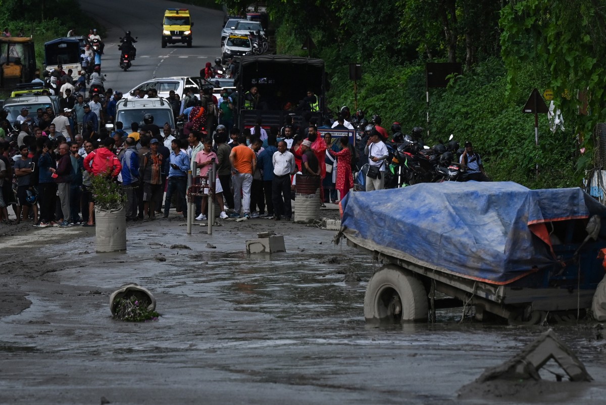 eua-anuncia-us$-500-mil-em-ajuda-ao-nepal-apos-avalanche-“devastadora”