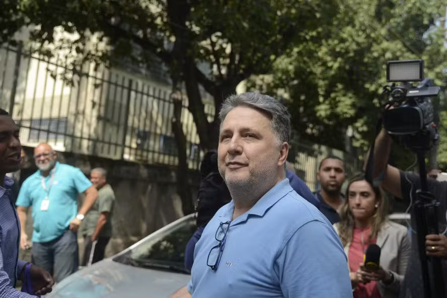 tse-concede-liminar-e-suspende-restricoes-a-campanha-de-anthony-garotinho-no-rj
