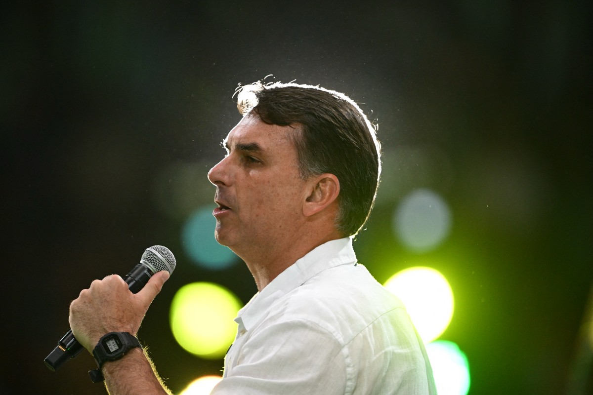 flavio-bolsonaro-pretende-indicar-ao-stf-ministros-‘patriotas’-e-contra-aborto-e-drogas