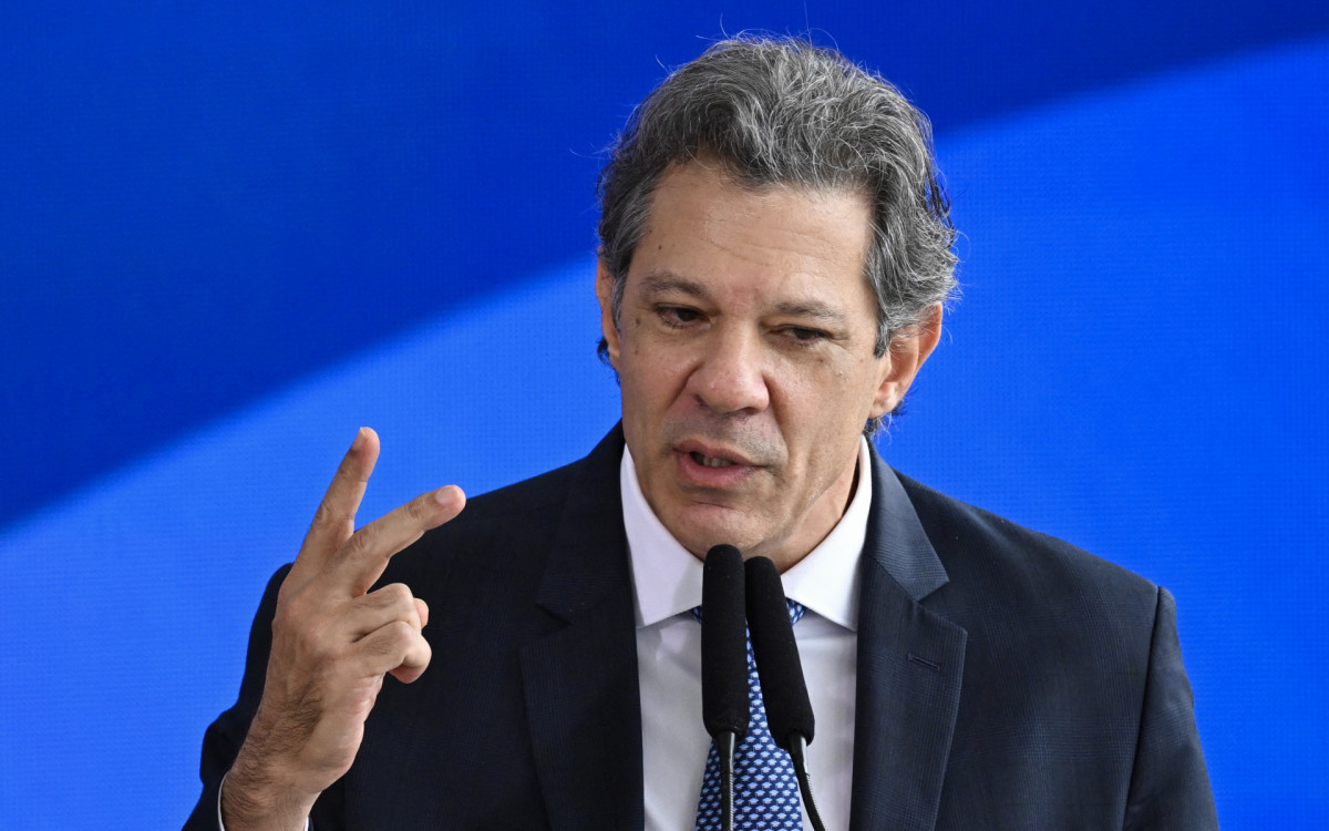 haddad-apresenta-pericia-e-contesta-versao-do-governo-tarcisio-sobre-abordagem-a-motorista