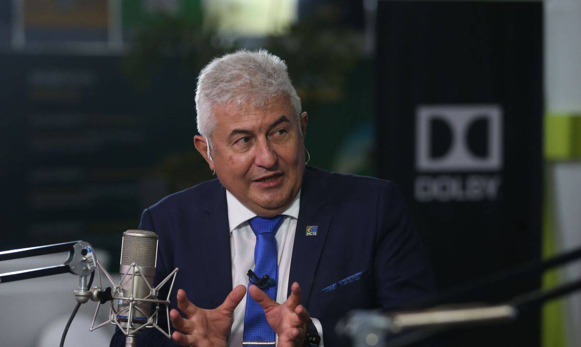 pontes-defende-manter-em-lei-imposto-sobre-compras-internacionais