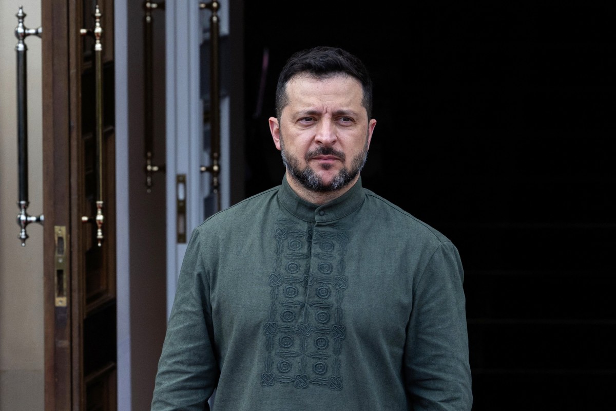 russia-atacou-empresa-na-regiao-de-dnipro,-deixando-5-feridos-e-4-mortos,-diz-zelensky