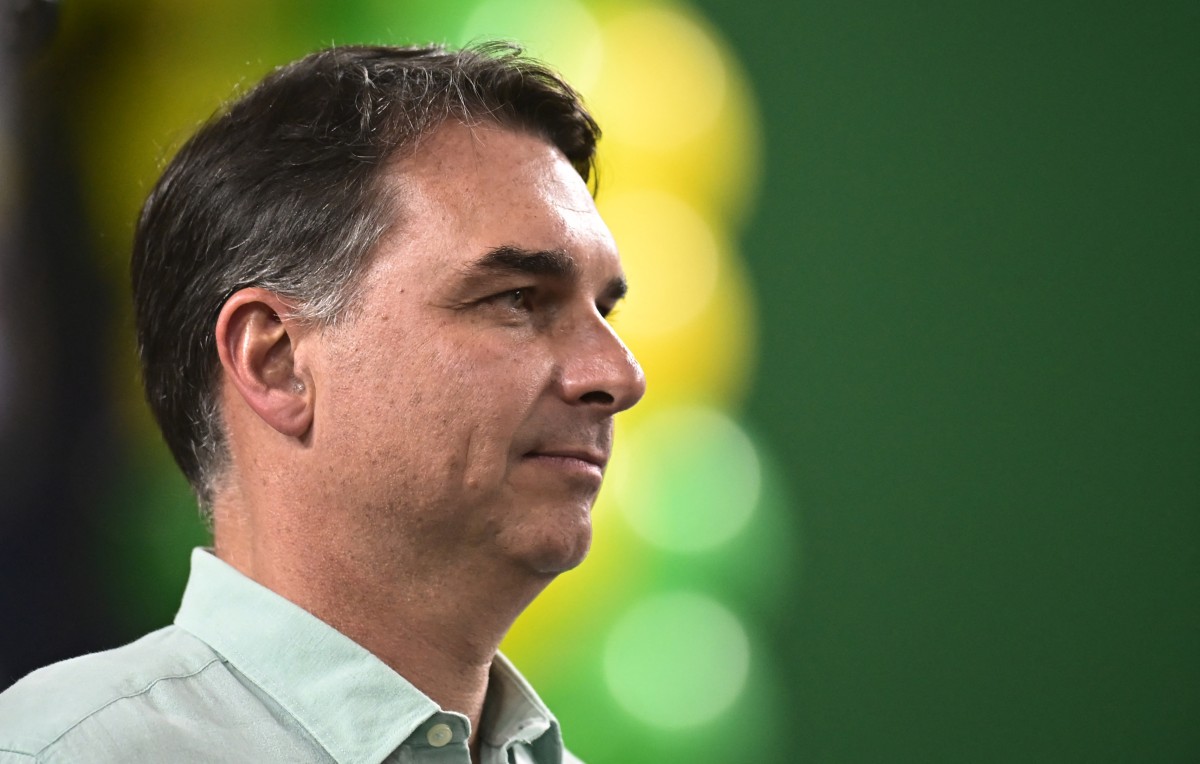 alexandre-de-moraes-e-‘laranja-podre’-dentro-do-stf,-diz-flavio-bolsonaro