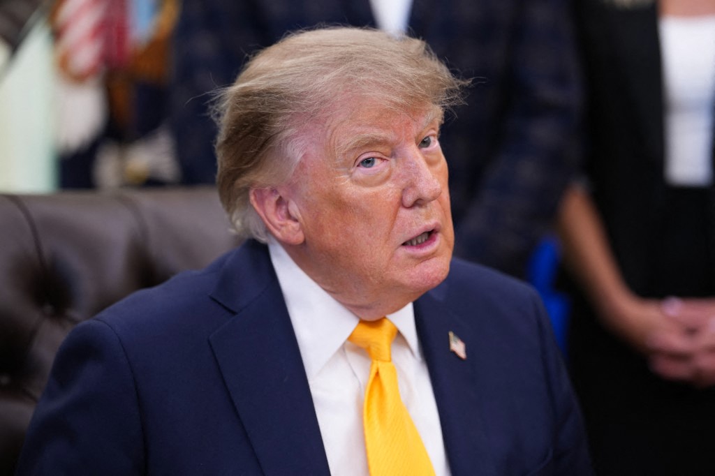 trump-defende-fala-de-vance-sobre-conflito-no-ira-nao-ser-uma-‘guerra’:-‘insignificante’