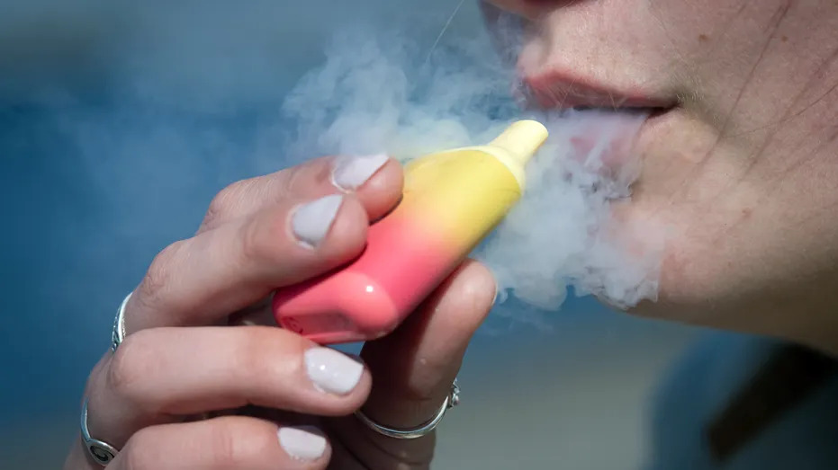 proibidos-no-brasil,-vapes-impulsionam-alta-nas-apreensoes-de-contrabando