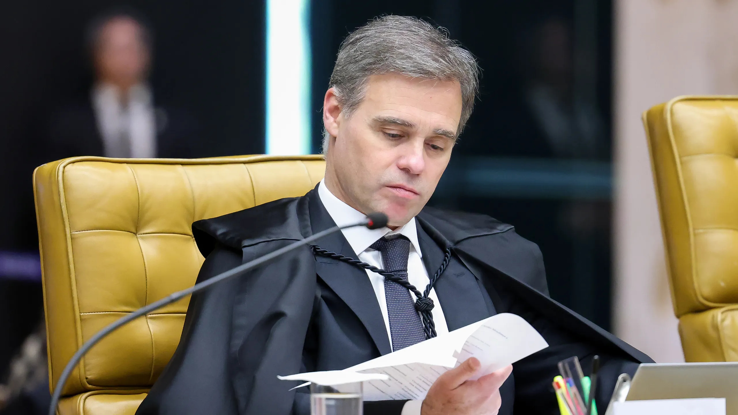 mendonca-libera-para-julgamento-em-plenario-caso-sobre-mensagens-entre-moraes-e-vorcaro