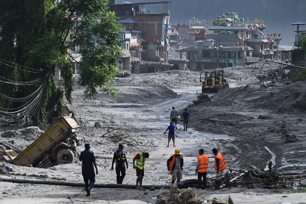nepal-procura-desaparecidos-apos-enchentes-e-deslizamentos