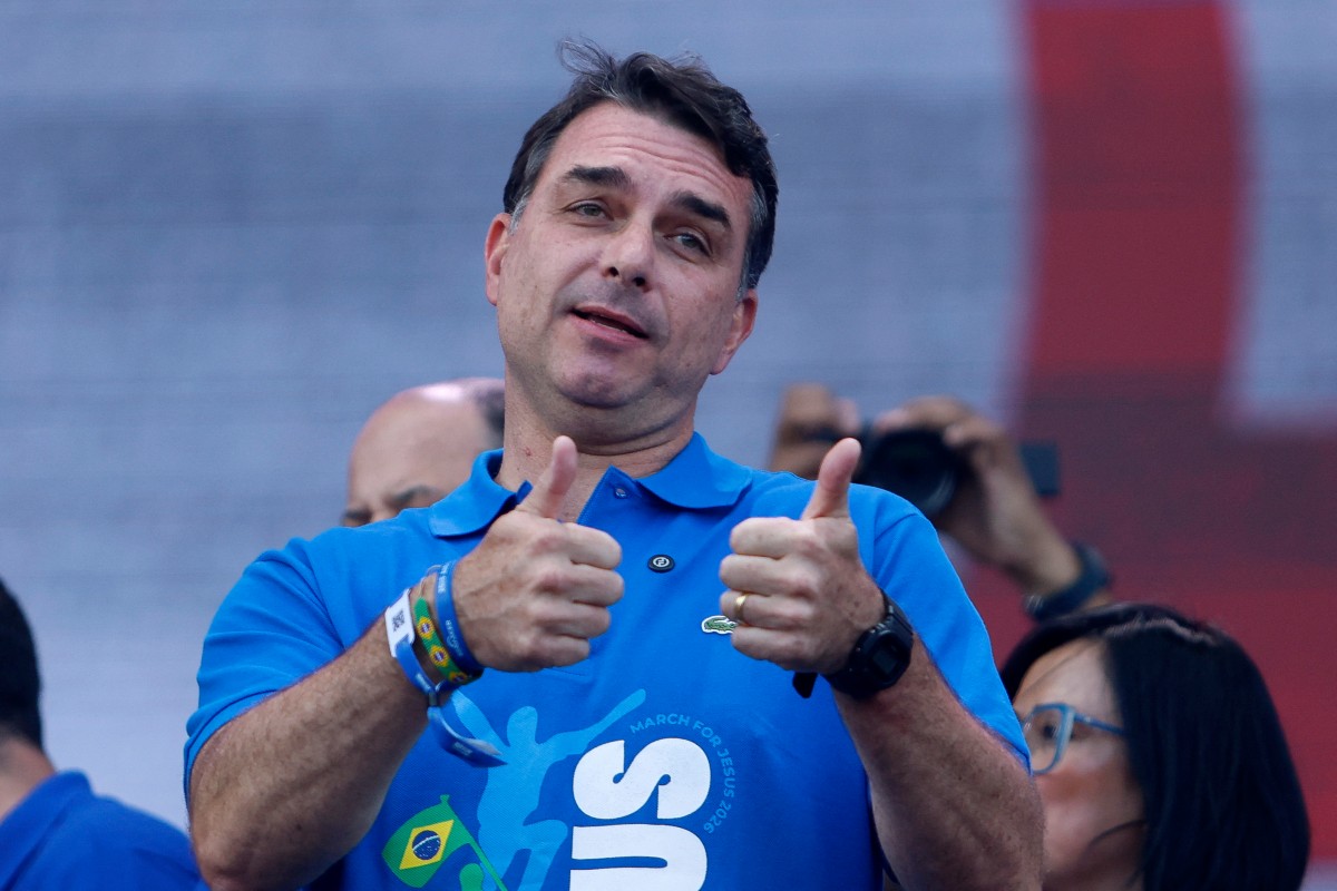 eleitorado-de-goias-aponta-flavio-bolsonaro-na-lideranca