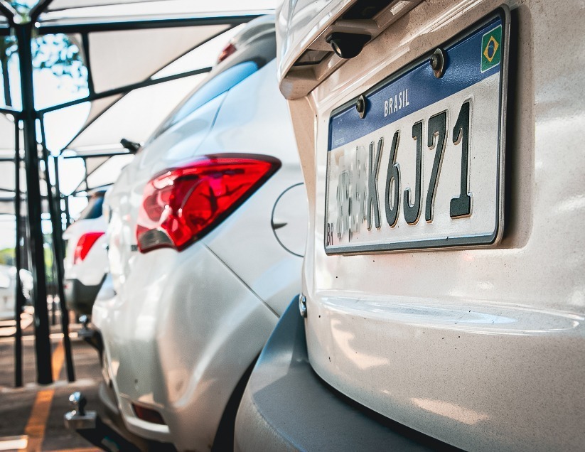 ipva-2026:-prazo-para-placas-finais-1-e-2-termina-na-terca-feira-(15/9)