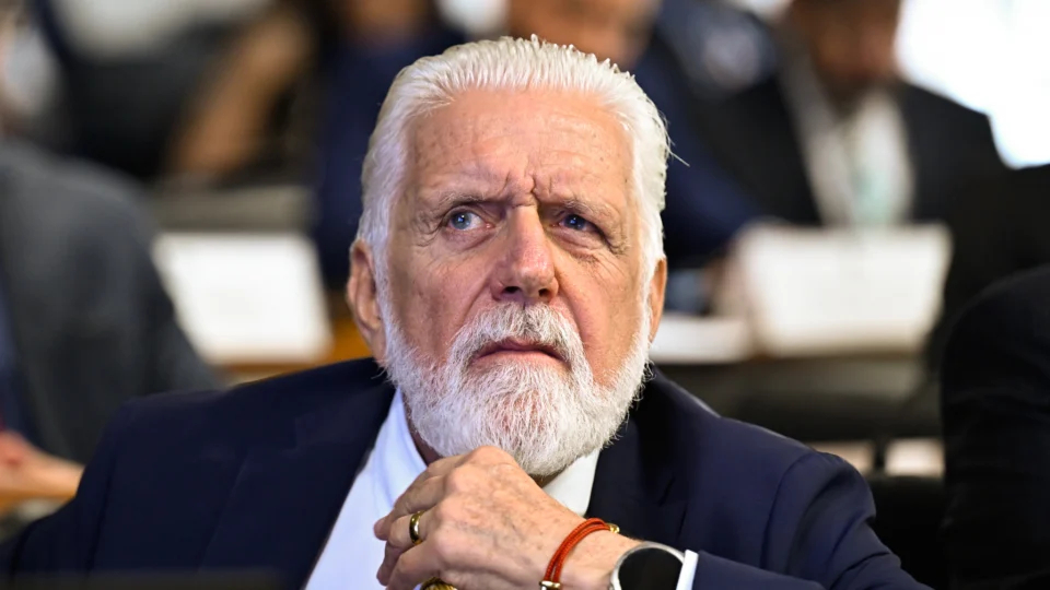 em-relatorio,-pf-aponta-envolvimento-de-jaques-wagner-com-‘emenda-master’-no-senado