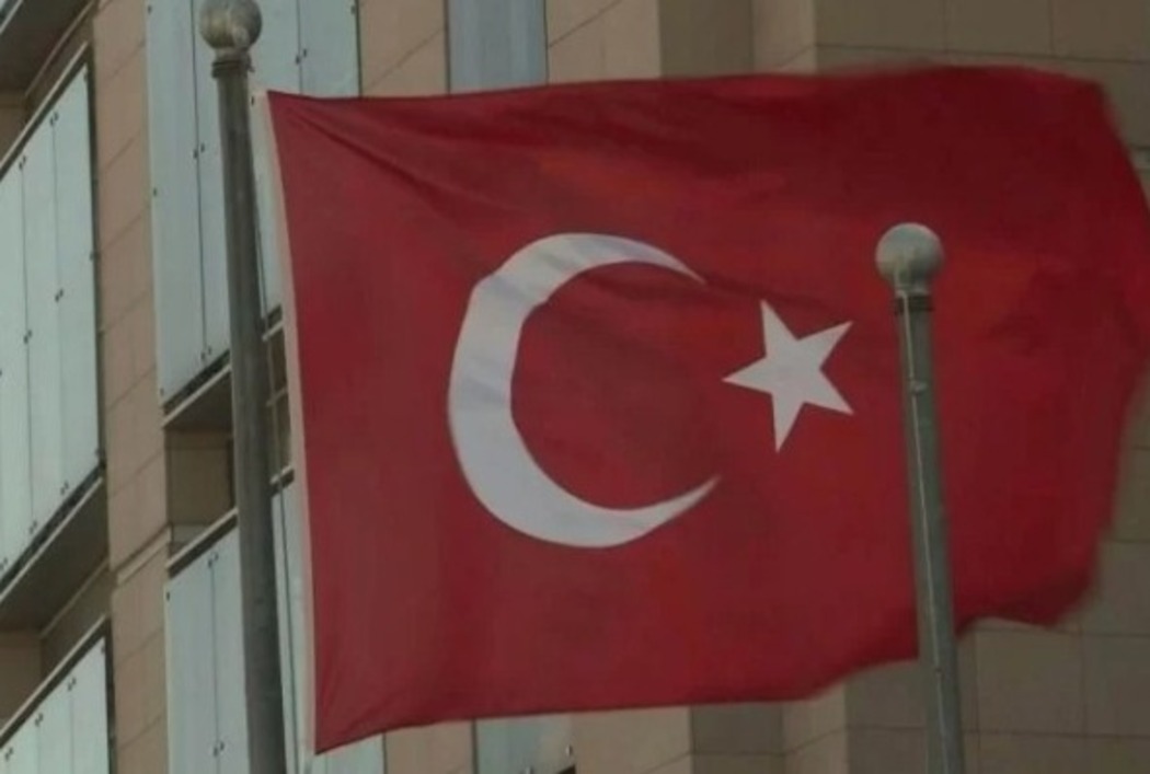 policia-da-turquia-prende-ativistas-lgbtqia+-em-operacao-para-‘proteger-a-familia’