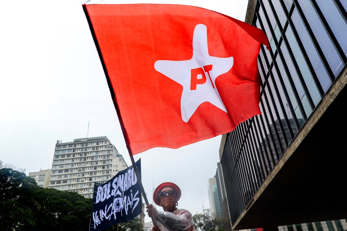 em-meio-a-crise-no-supremo,-pt-faz-mobilizacao-nacional-neste-domingo,-incluindo-live-com-lula