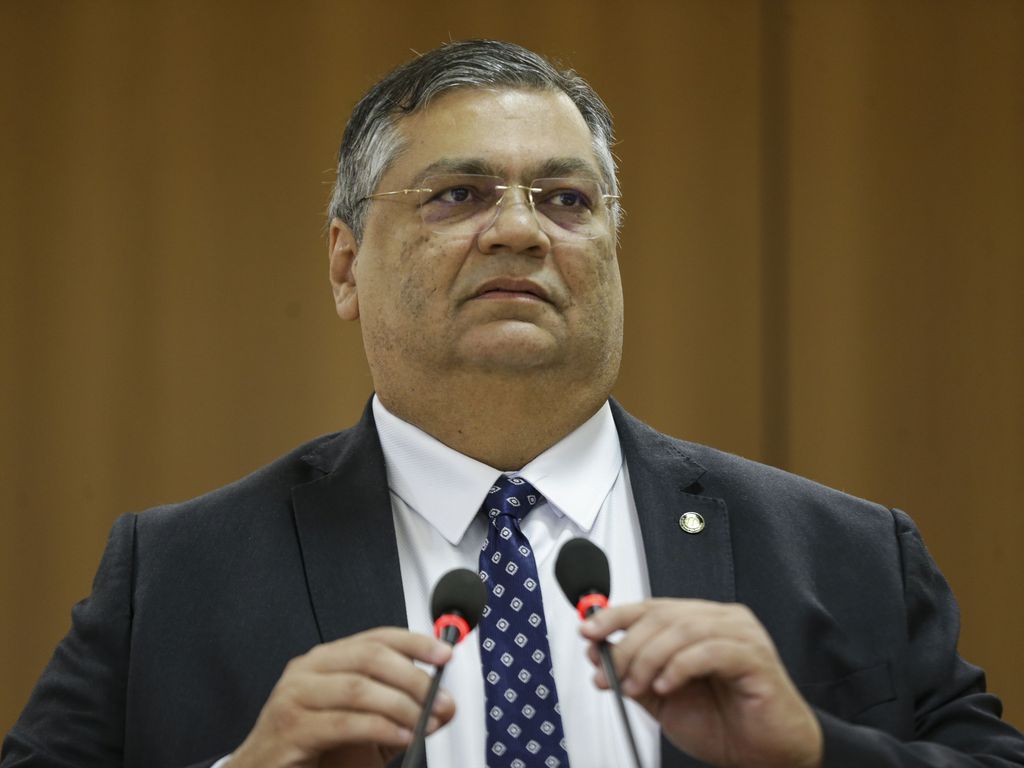 candidatos-de-direita-falam-em-‘pizza’-apos-pedido-de-vista-de-dino-no-stf