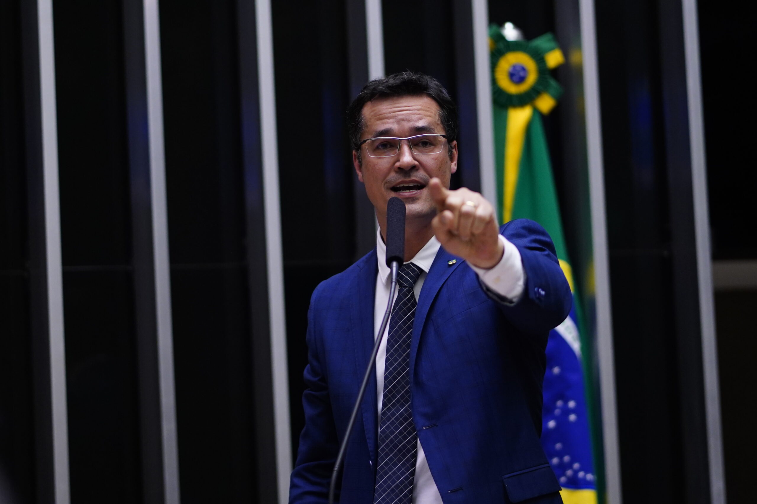 tse-suspende-campanha-de-deltan-dallagnol-ao-senado-no-parana