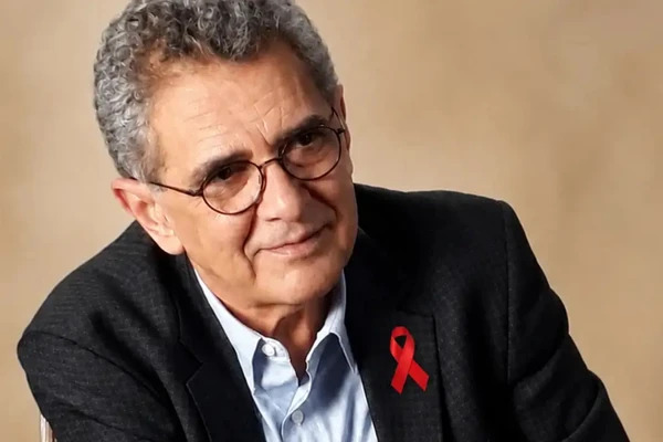 morre-paulo-roberto-teixeira,-medico-pioneiro-no-enfrentamento-ao-hiv-e-a-aids-no-brasil