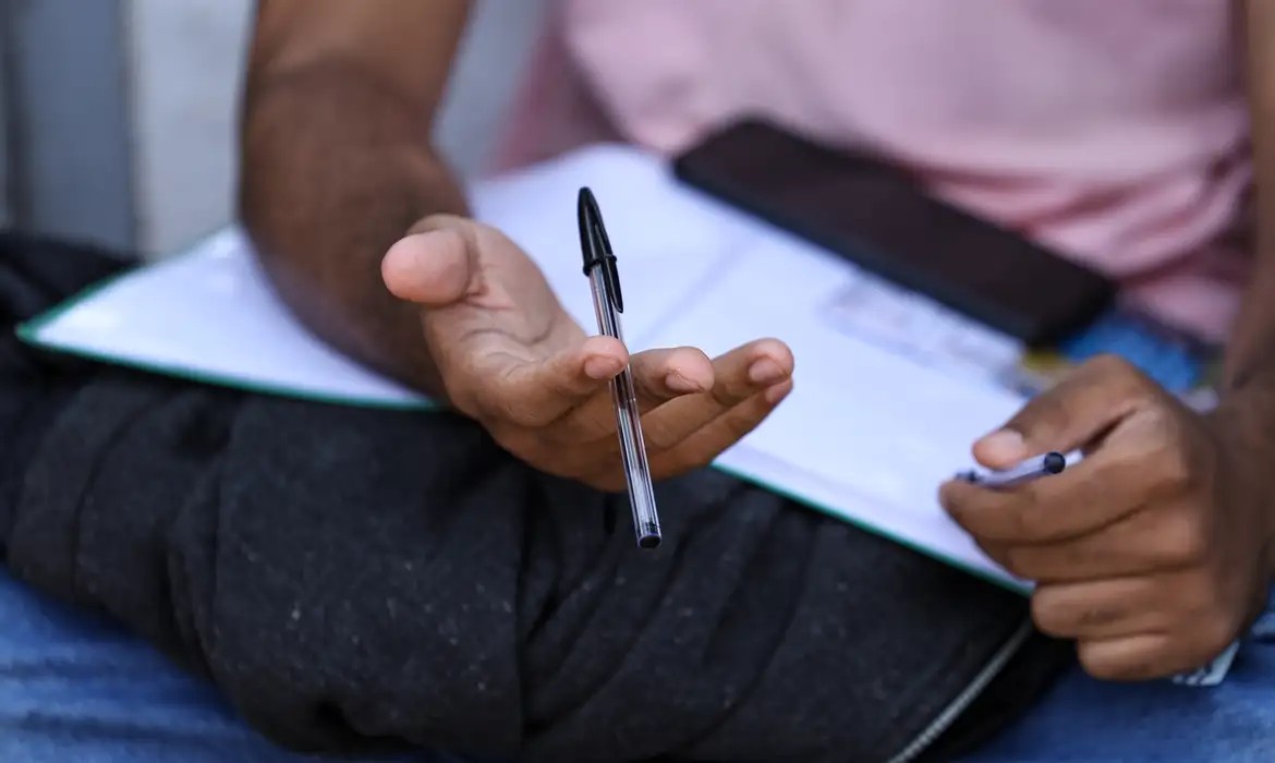 menos-de-1-em-cada-6-ingressantes-em-licenciaturas-esta-em-grupo-com-melhores-notas-do-enem