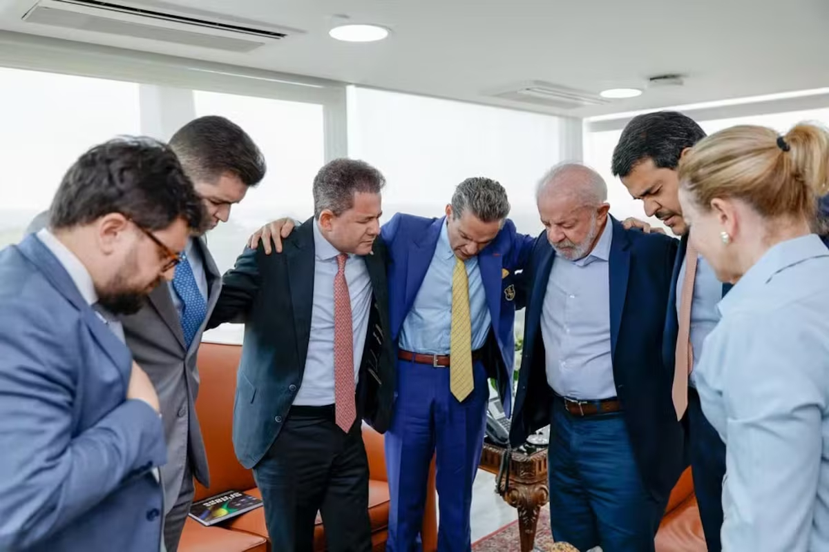 evangelicos-e-as-eleicoes:-mesmo-com-menor-mobilizacao,-lula-nao-atrai-fieis,-que-ja-votaram-no-pt