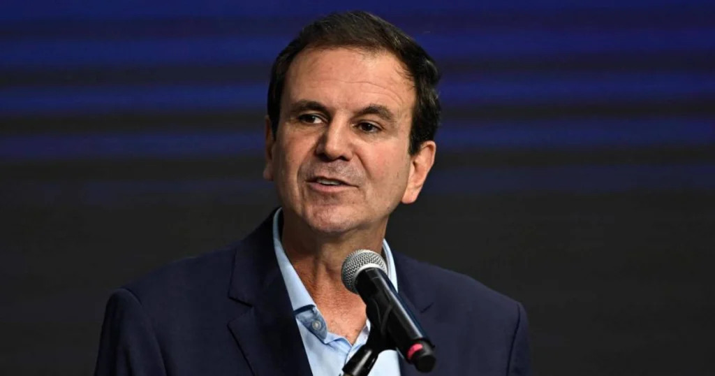 paes-tem-45,7%-no-rio,-contra-32,4%-de-ruas-e-8,9%-de-garotinho,-diz-pesquisa-atlas/estadao