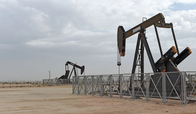 petroleo-fecha-em-alta-por-falta-de-avancos-diplomaticos-entre-ira-e-eua