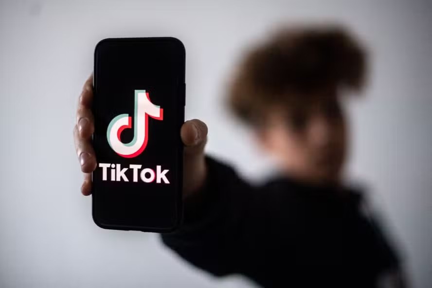 depois-da-meta,-tiktok-aceita-limitar-tempo-de-uso-dos-adolescentes