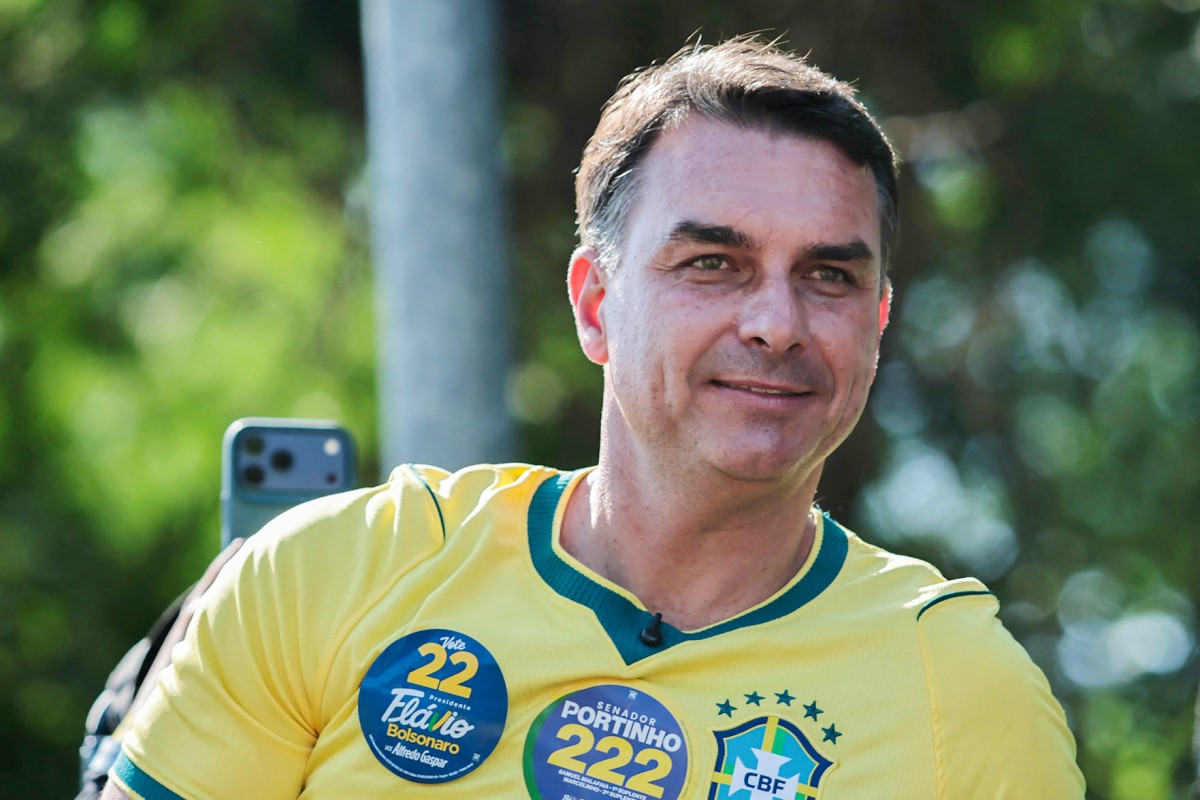 campanha-de-flavio-bolsonaro-se-diz-‘perplexa’-com-decisao-de-dino-sobre-posts-de-nossa-senhora