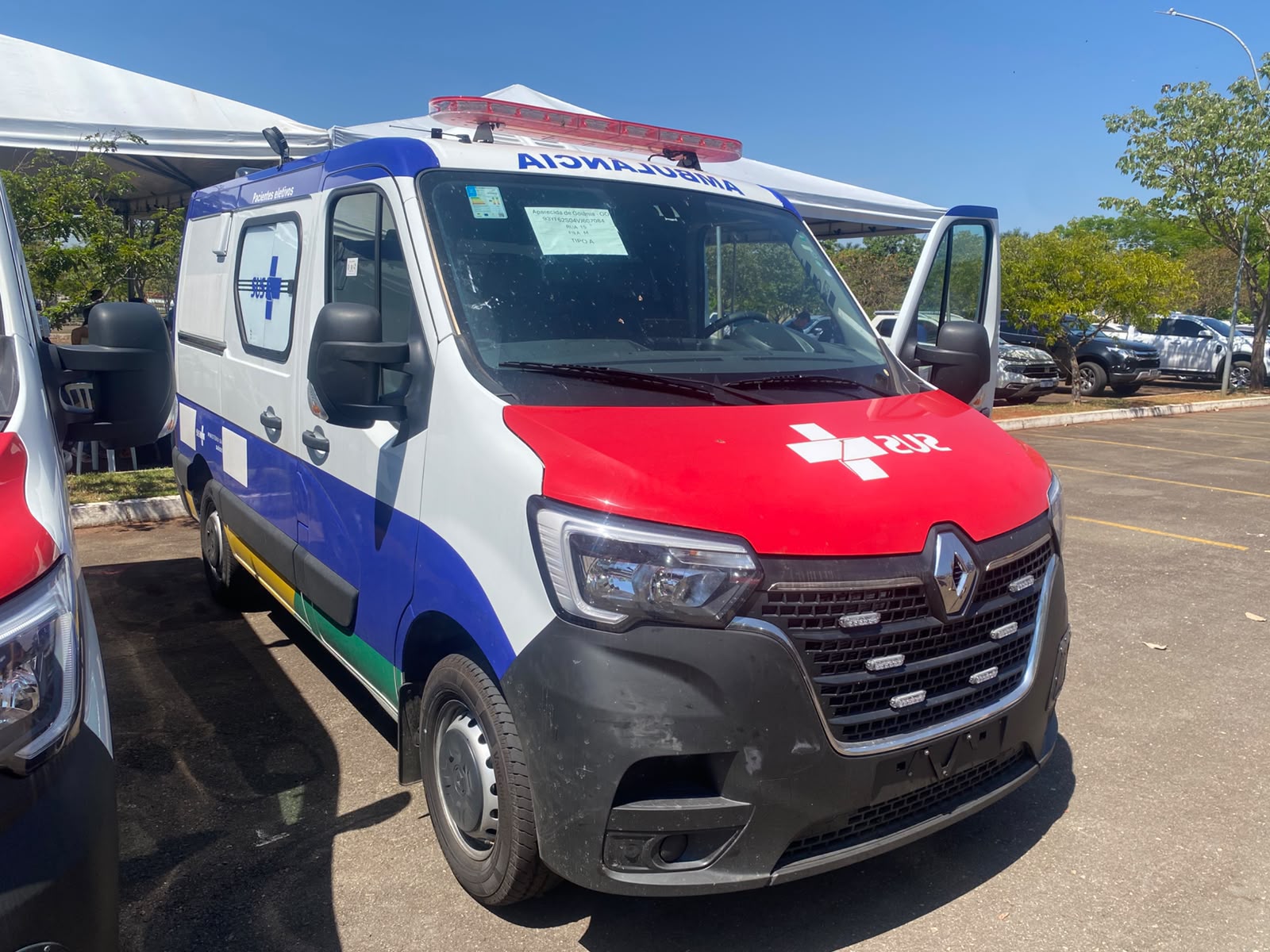 aparecida-recebe-nova-ambulancia-para-transporte-de-pacientes-do-sus