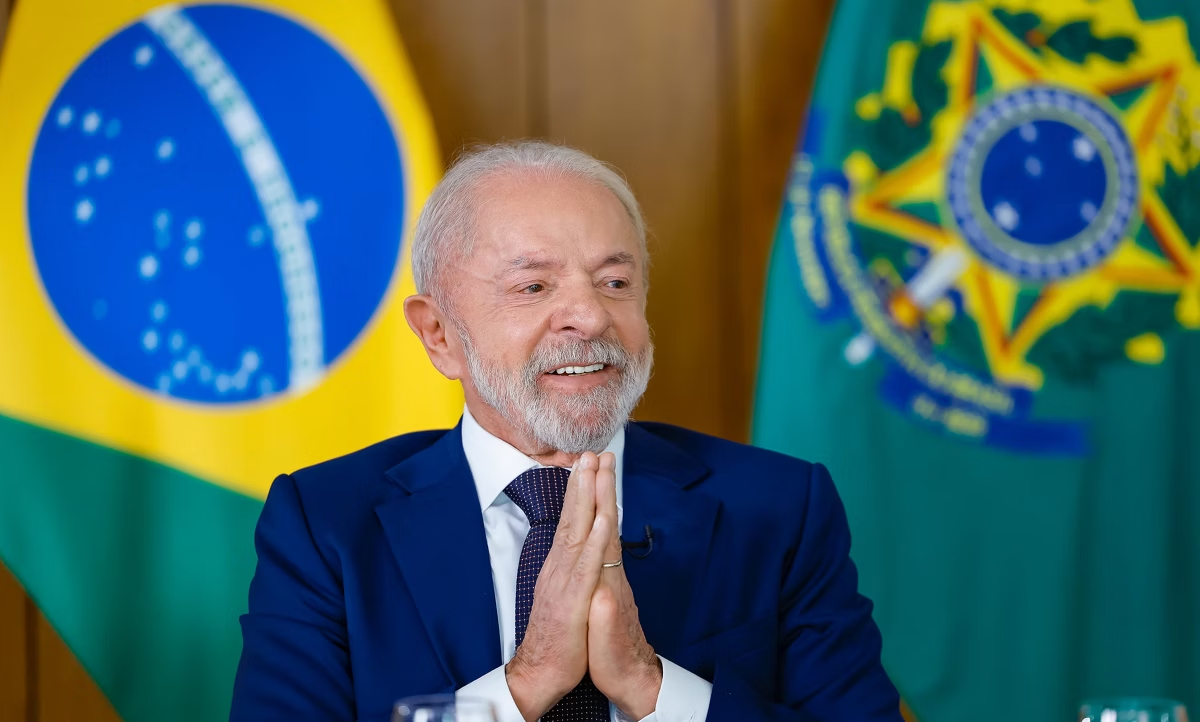lula-defende-politicas-sociais-e-expansao-de-institutos-federais