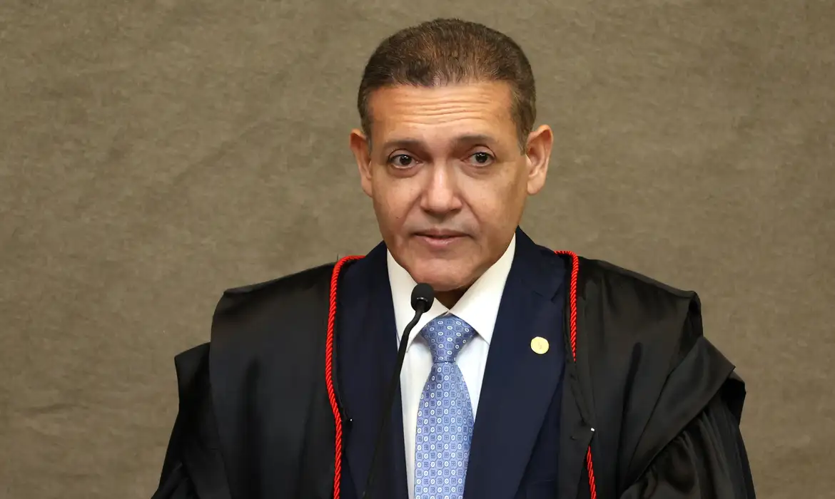 tse-faz-pronunciamento-na-vespera-do-primeiro-turno