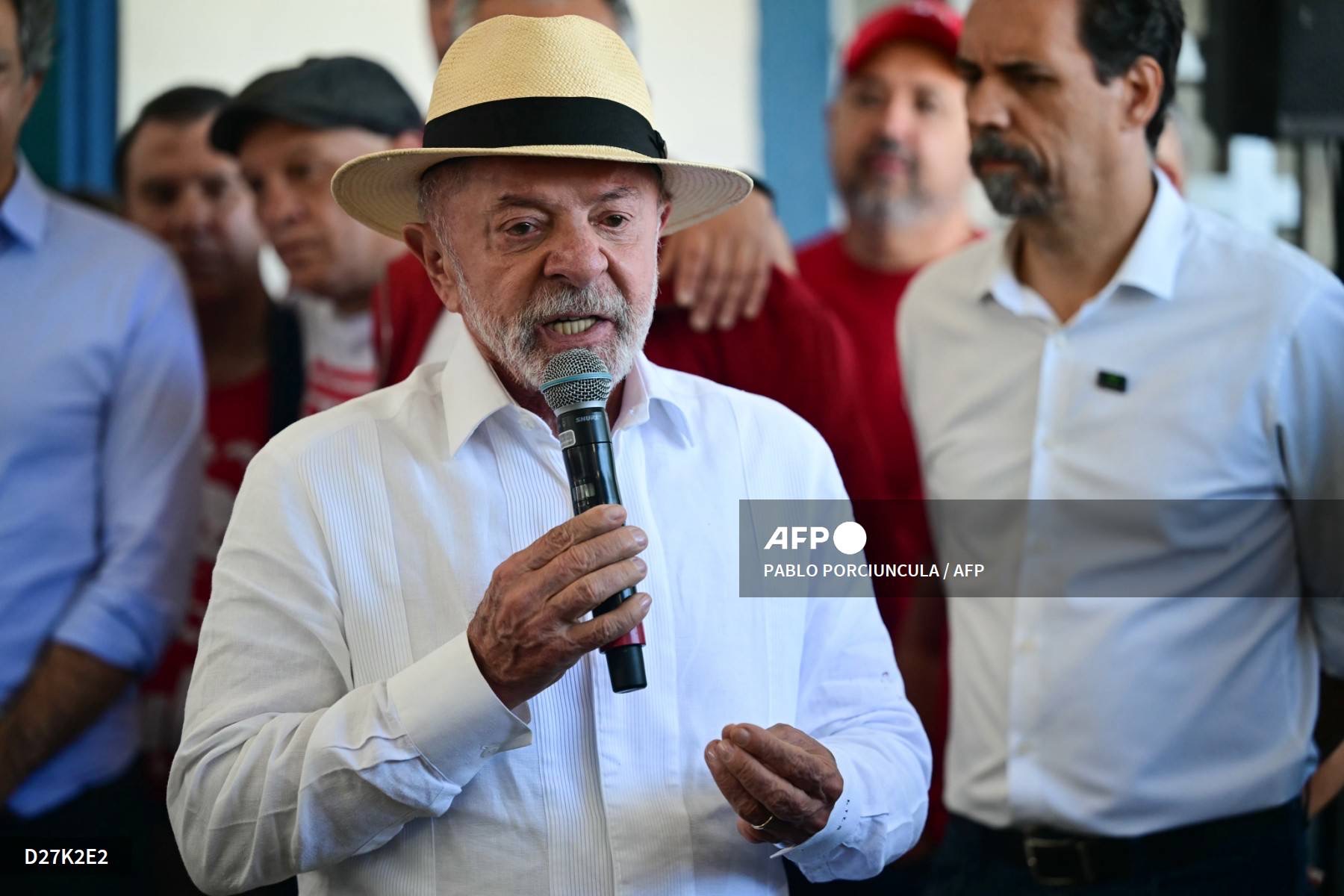 lula-diz-que-brasil-nao-vai-para-frente-com-venda-de-armas,-milicianos-e-com-escandalo-master