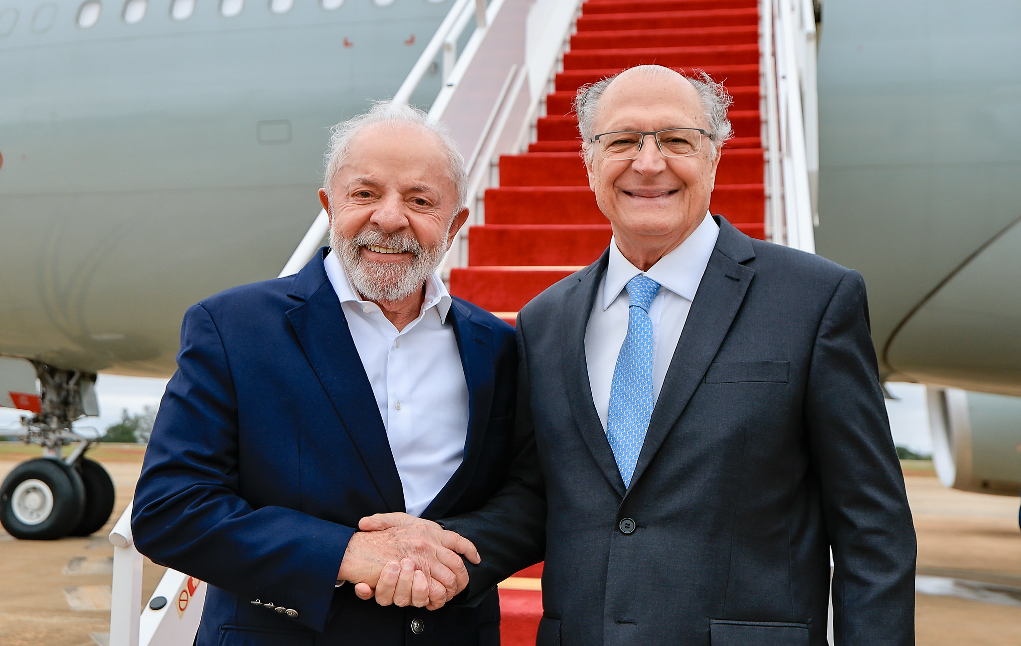 lula-e-alckmin-discursam-apos-confirmacao-de-segundo-turno