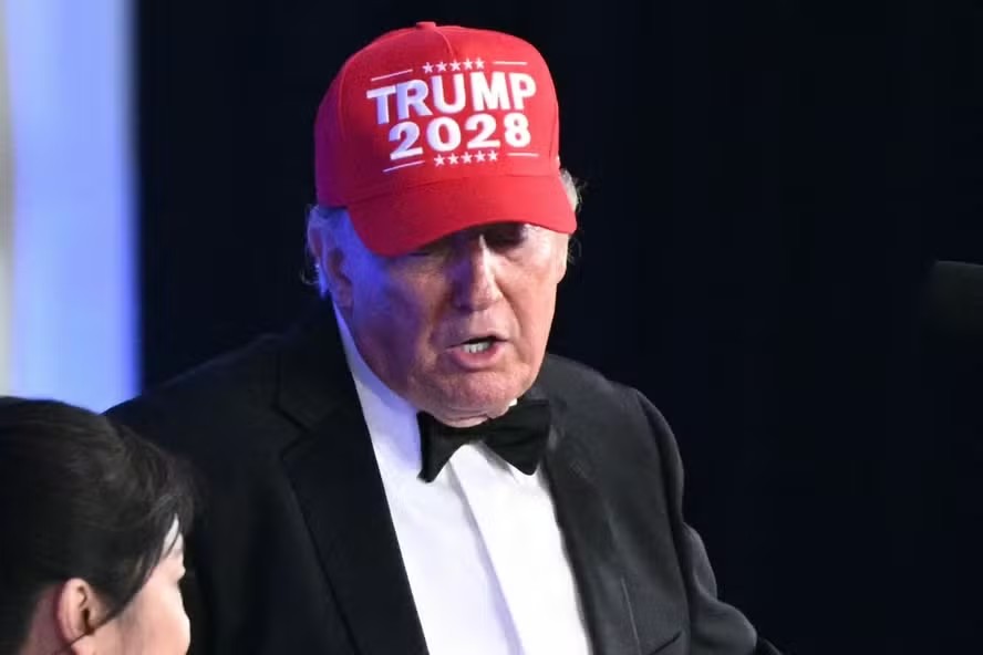 trump-diz-que-vai-conversar-com-putin,-apos-suspeita-de-peste