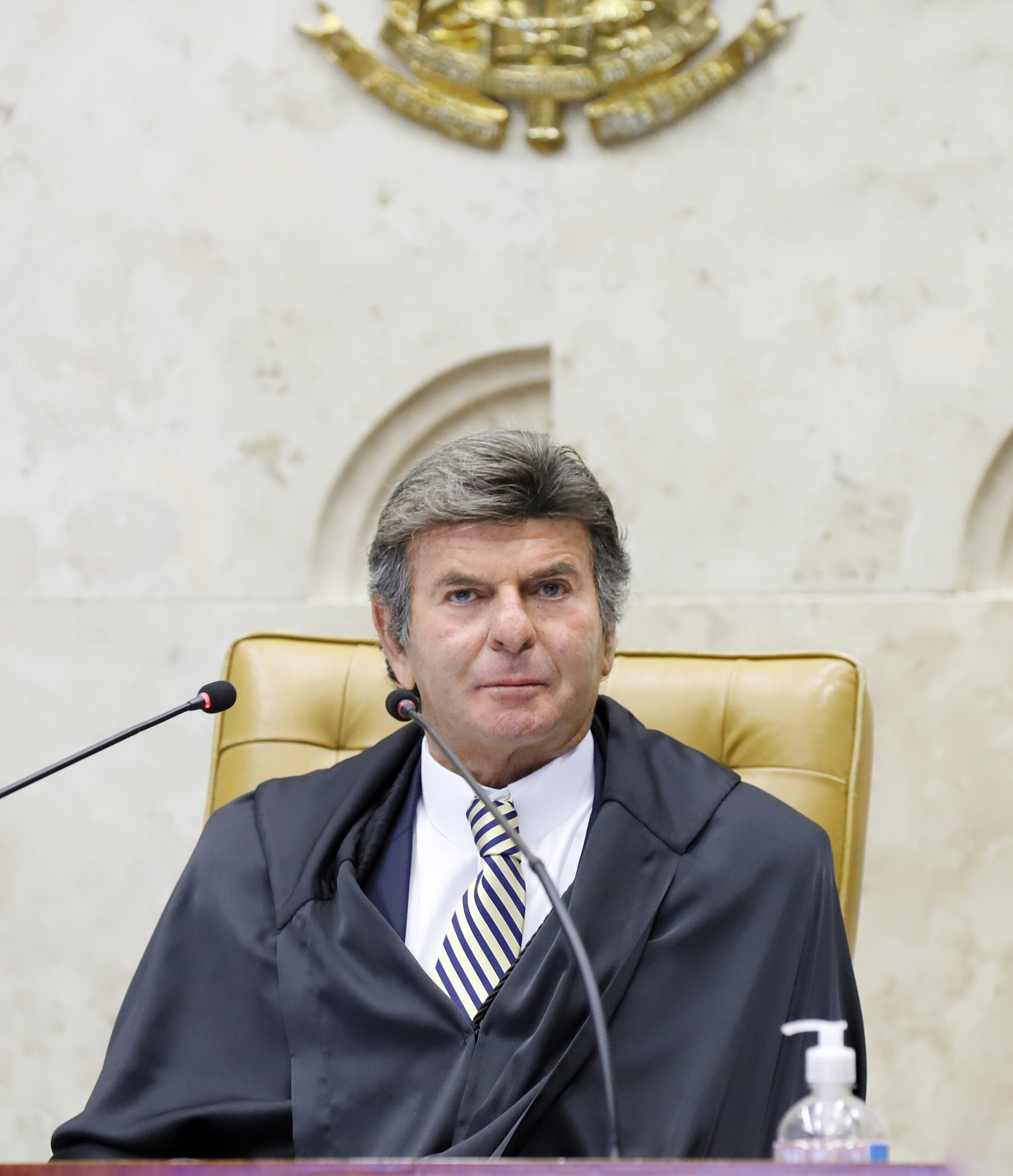 fux-pede-acesso-a-processo-de-bolsonaro-para-analisar-supostas-irregularidades-em-atos-de-moraes