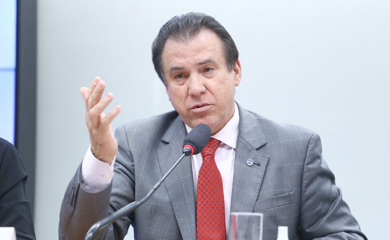marinho-diz-que-alcolumbre-age-no-senado-a-servico-de-lula