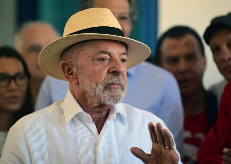 lula-assina-proposta-de-emenda-a-constituicao-para-tarifa-zero-no-transporte-aos-fins-de-semana