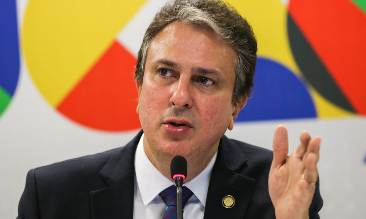 camilo-propoe-lei-ana-clara-para-impedir-parlamentar-de-atuar-como-advogado-em-crimes