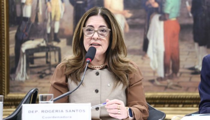 camara-aprova-projeto-que-criminaliza-desafios-perigosos-para-criancas-na-internet