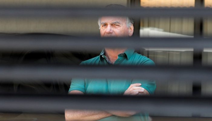 bolsonaro-segue-estavel-e-sem-febre-e-nao-tem-previsao-de-alta-hospitalar,-aponta-boletim