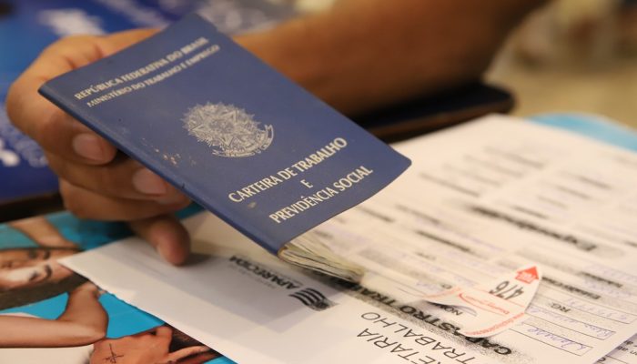 sime-de-aparecida-oferece-1,8-mil-vagas-em-varios-niveis-de-escolaridade