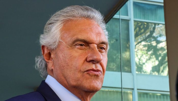 ronaldo-caiado:-‘botar-e-tirar’-taxa-das-blusinhas-e-‘movimento-criminoso’-de-lula